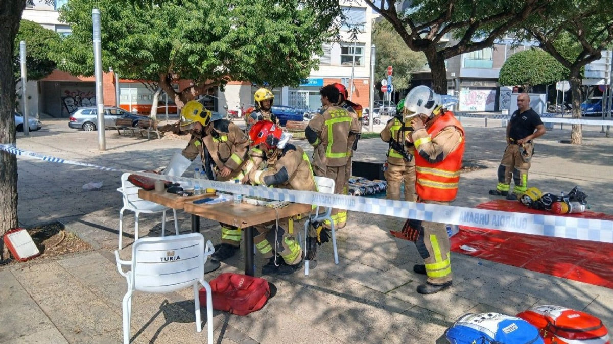 Servicios de emergencia en L’Hospitalet de Llobregat, Barcelona tras el suceso del 15 oct. 2025